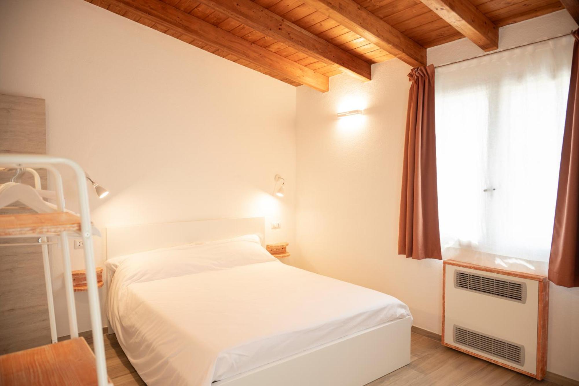 Casa Di Minnanni B&B Санта-Тереза-Галлура Экстерьер фото